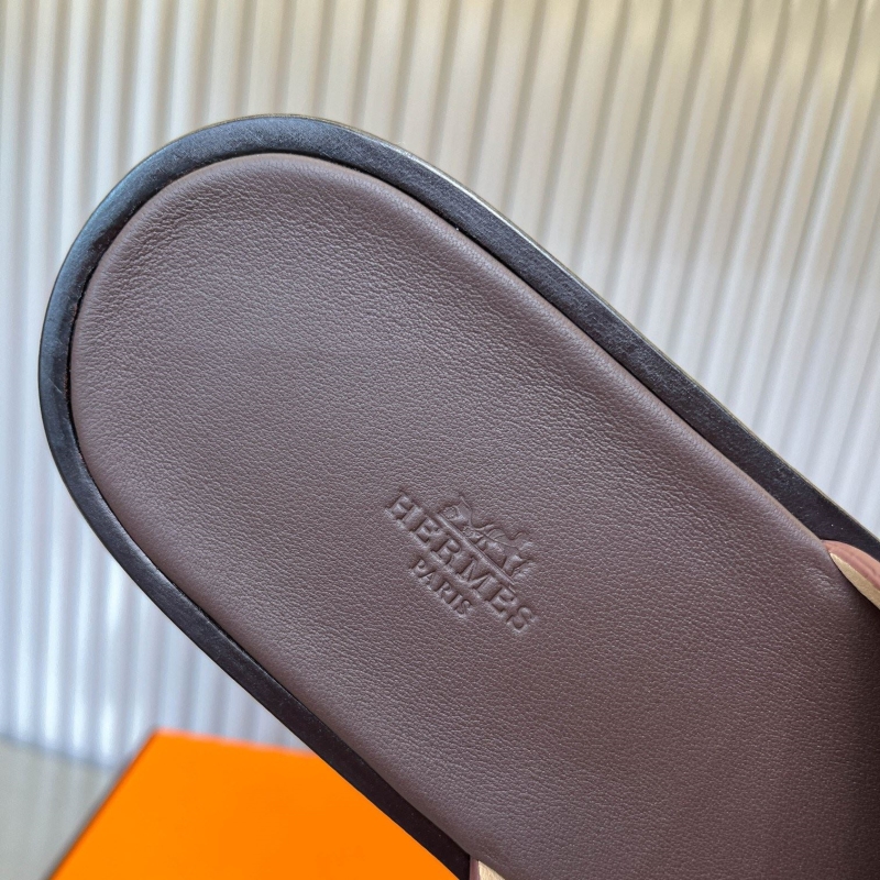 H**me5 slippers